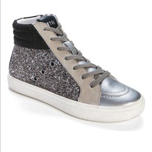 Brand New Steve Madden Mixed Media Sneakers Size 8